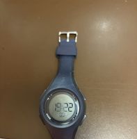 Montre de sport digitale unisexe, parfait pour l'été!