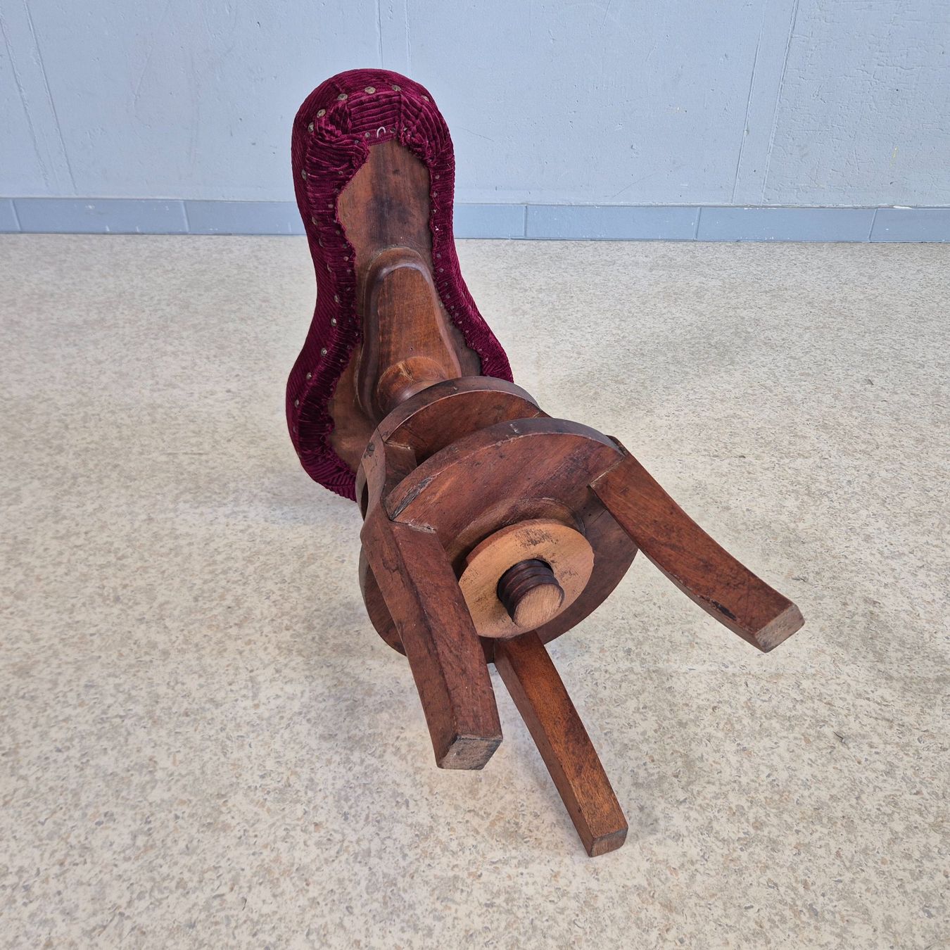 Sgabelli: Antik Piano Stool Klavierhocker Sattelhocker Hocker – Usato da Nottwil venduto da Wondewa-Shop 6