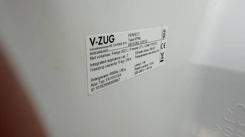 V-Zug Frigoriferi: Einbaukühlschrank V-Zug Perfect – Usato da Künten venduto da buli76 2