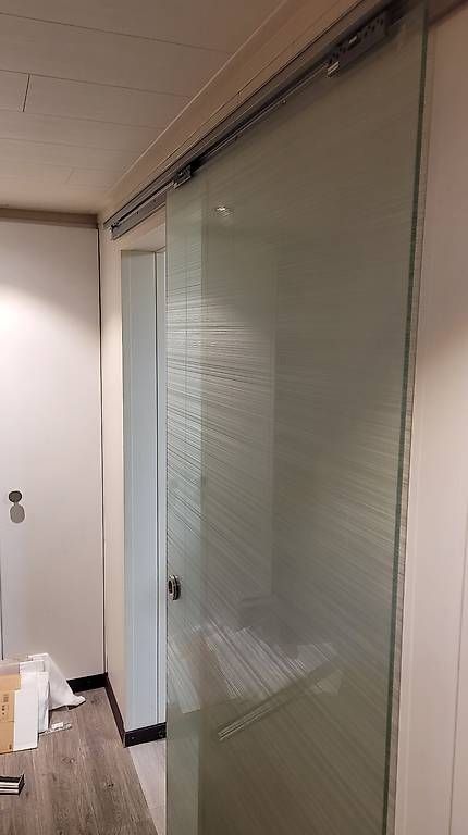 Porte: Glasschiebetüre, matt – Usato da Matzingen venduto da ban_5xdz