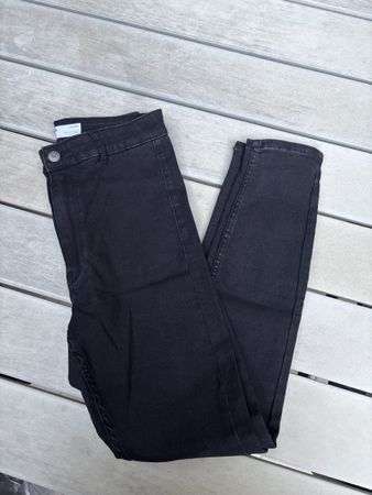 Pantalon noir skinny Mango