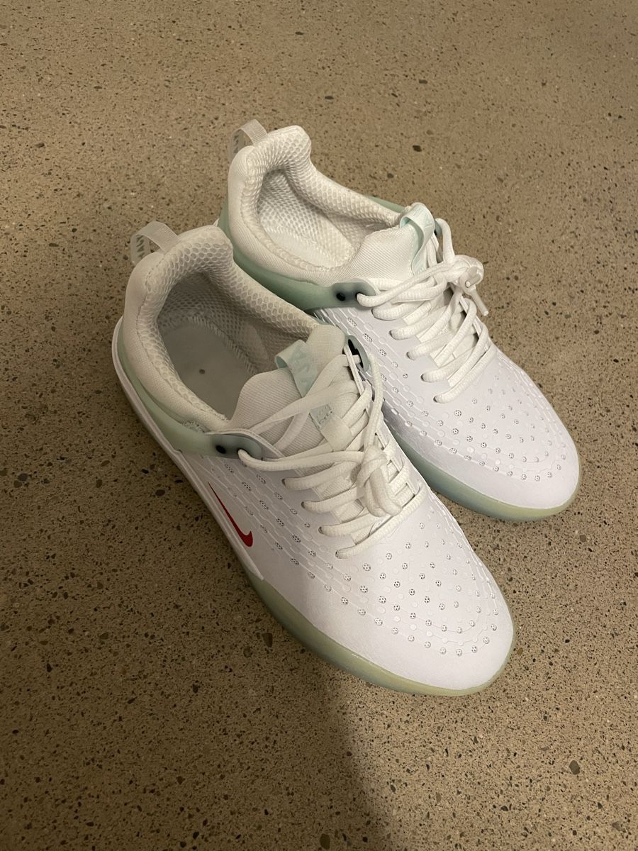 Scarpe da uomo: Nike Schuhe Grösse 40 – Usato da Zürich venduto da janine_stalder 1