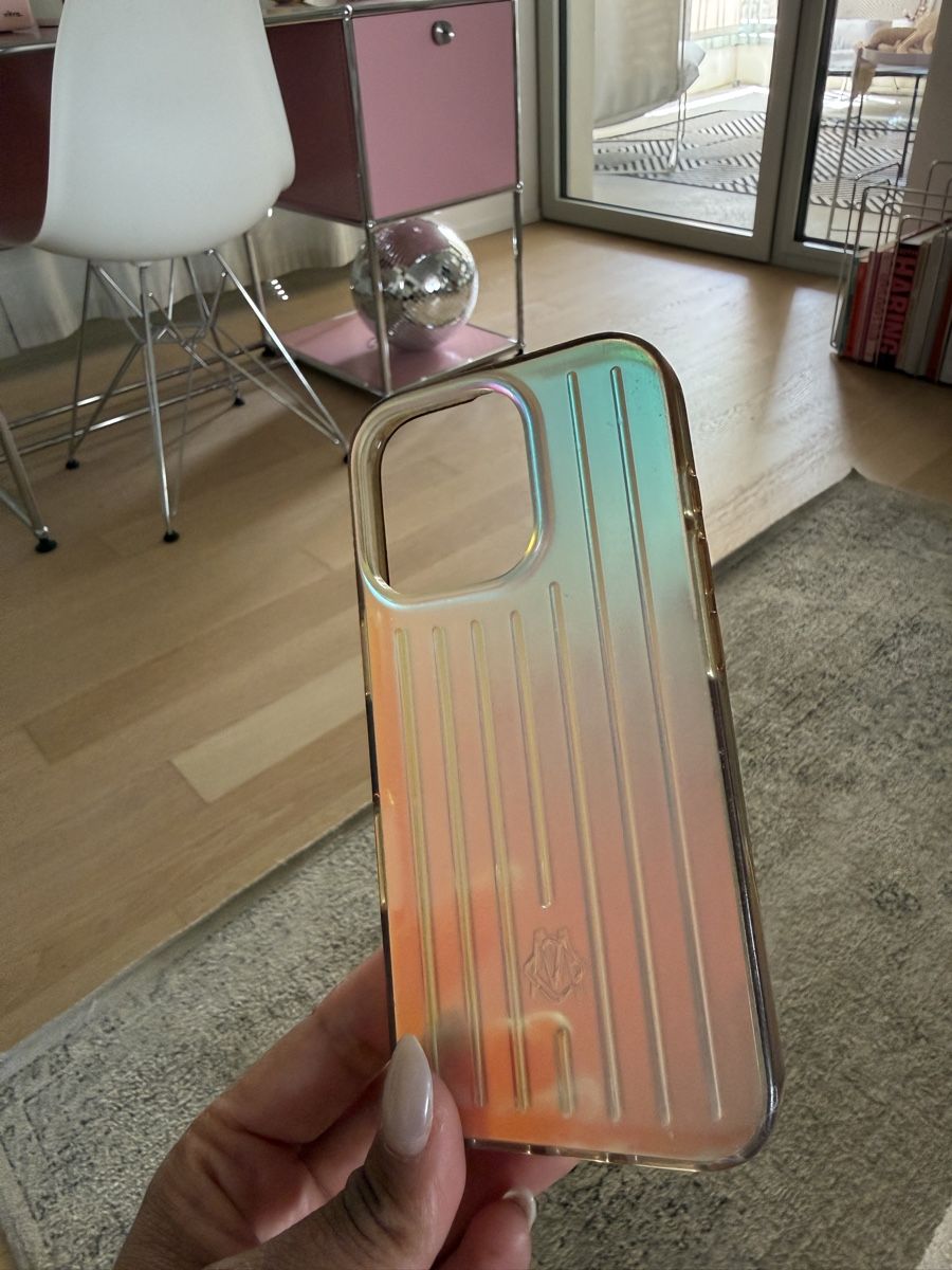 Covers & Schutzfolien: RIMOWA Coque iPhone 16 Pro iridescent – Gebraucht aus Wallisellen von rac_sy2x 2