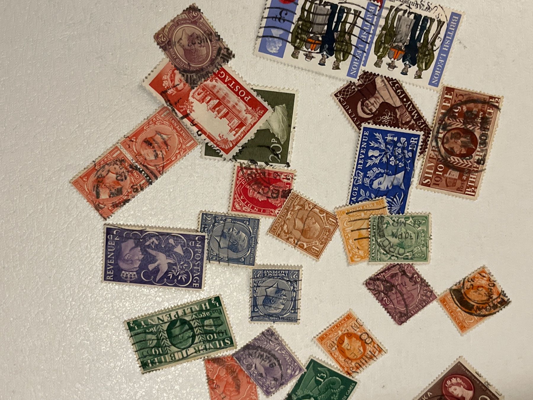 Tutti i francobolli: Lot 27: UK Briefmarke – Usato da Chiasso venduto da AzenYa