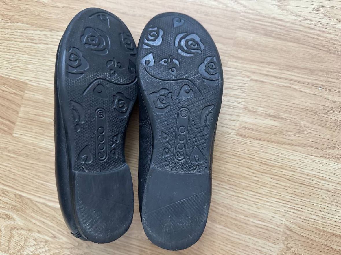 Ecco Scarpe per ragazze: Mädchen Schuhe Ballerinas Ecco gr 33 – Usato da Ennetbürgen venduto da ybo_fp2b 3