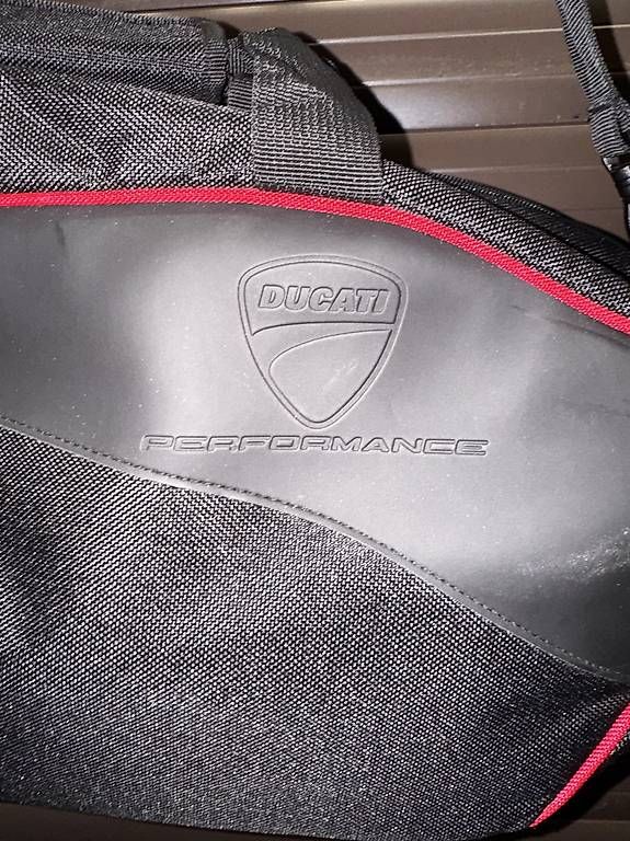 Ducati Borse: Ducati bags – Usato da Oberwangen b. Bern venduto da cra_87q2 1