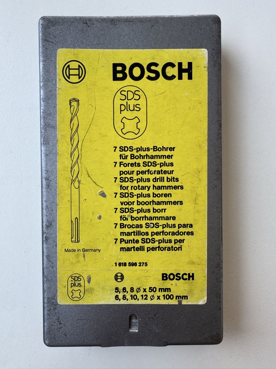 Bosch Tutti gli attrezzi: BOSCH SDS-plus Bohrerset 7-teilig Metallkassette – Usato da Zürich venduto da Nobs1 1