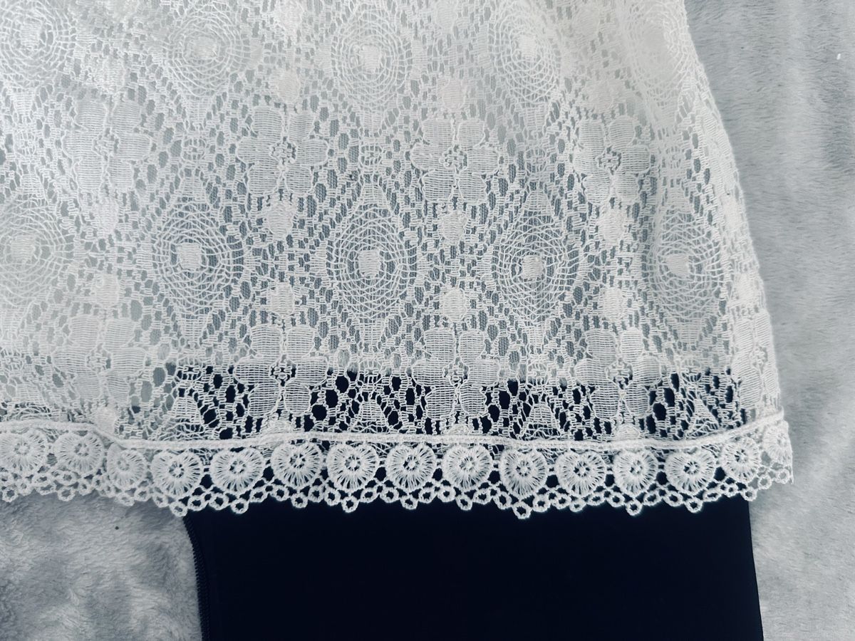 Hosen: Spitzen Shorts weiss neuwertig Gr. M – Gebraucht aus Emmenbrücke von little.treasures 3