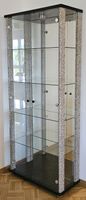 Vitrine aus glas