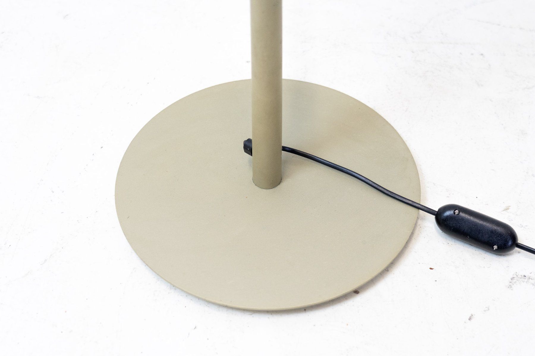 Lampade: Stehleuchte Design Nr. 2 - Lieferung möglich – Usato da Schaffhausen venduto da Studio-Ara 6
