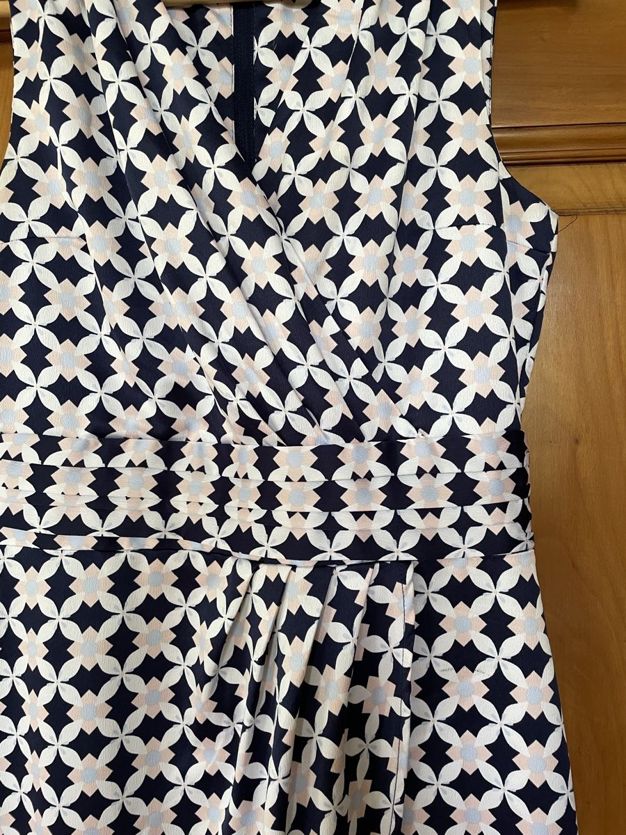 H&M Kleider: Elegantes Sommerkleid, 36, H&M – Gebraucht aus Basel von CCRosa 1