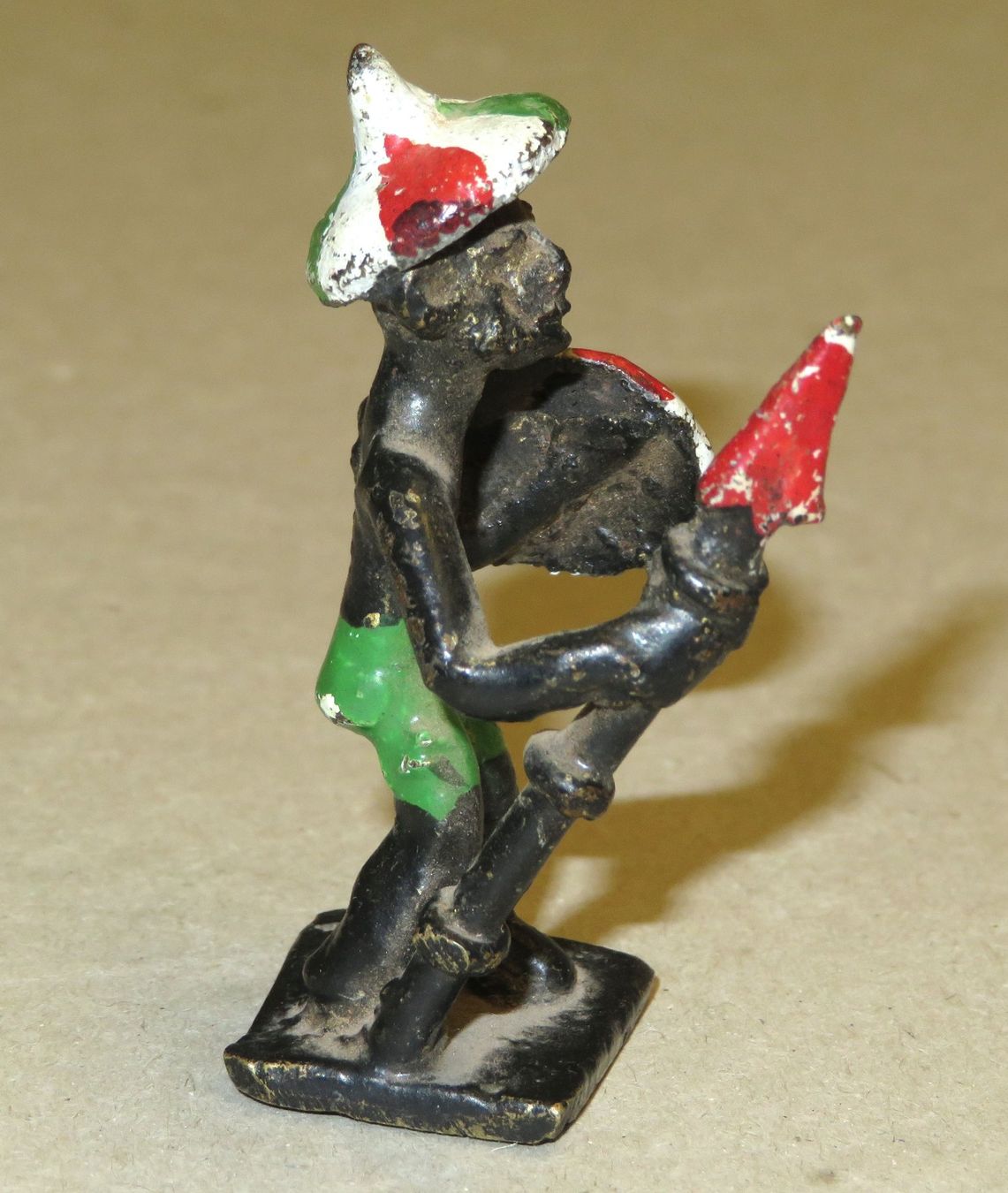 Statuette: Bronzefigur afrikanischer Krieger, Höhe 5.5 cm – Usato da Oberriet SG venduto da ganesh435 6