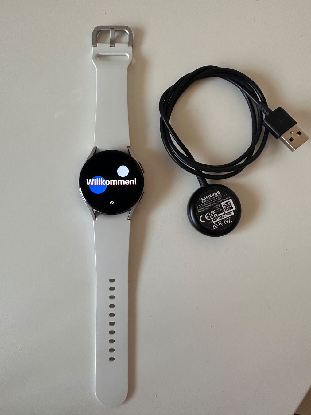 Samsung Smartwatch: Smartwatch Samsung Galaxy Watch 4 – Gebraucht aus Schwarzenburg von mezulienka 1