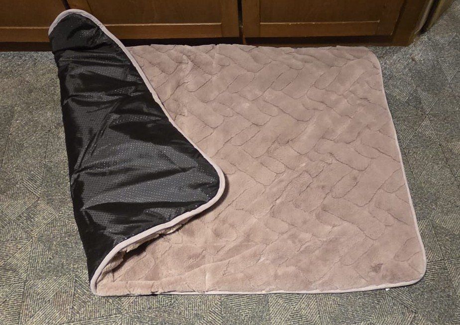 Coperte: Thermo Hunde Decke-li – Usato da Niederbipp venduto da Trude04 2