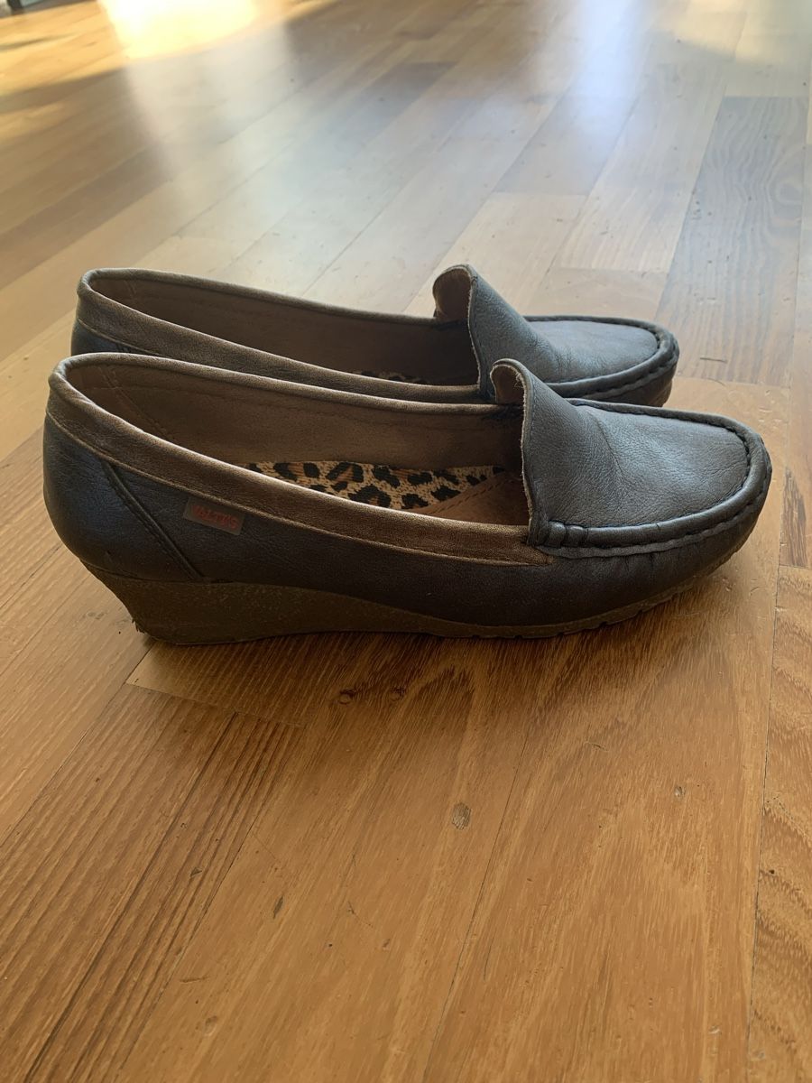 Damenschuhe: Damenschuhe Grösse 39 – Gebraucht aus Ostermundigen von des_t9vv