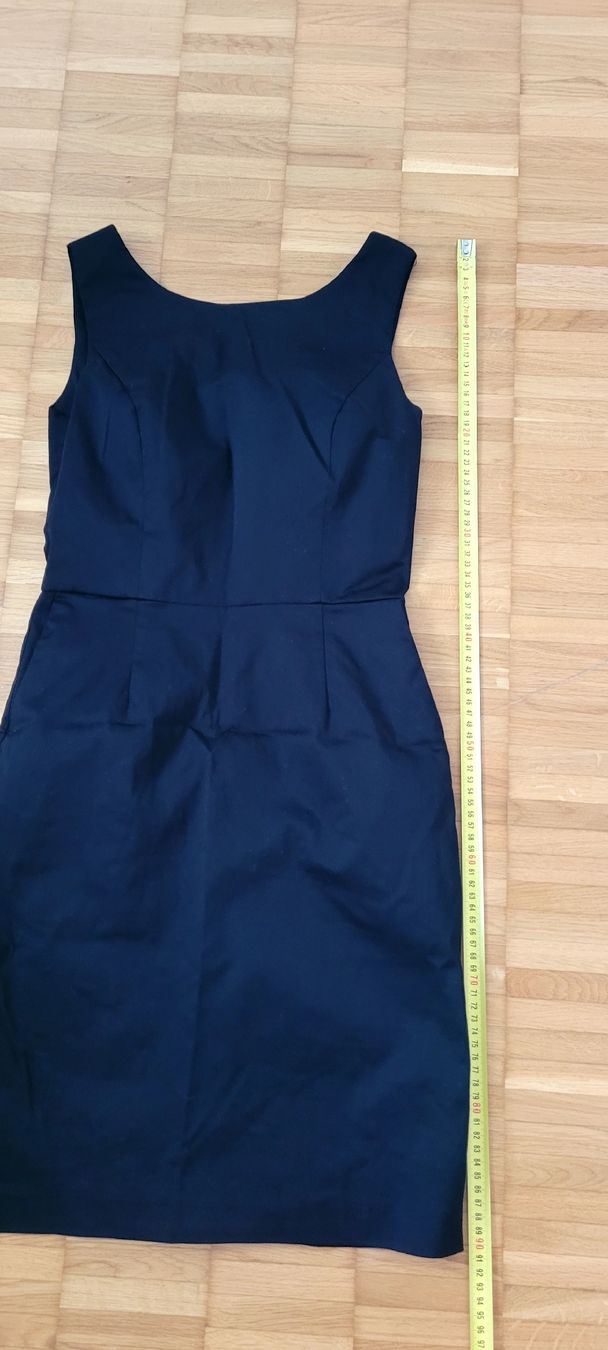 Hallhuber Kleider: Hallhuber Kleid, schwarz, Grösse 34, tailliert, elegant. – Neu (gemäss Beschreibung) aus Emmenbrücke von gatasalvache 6
