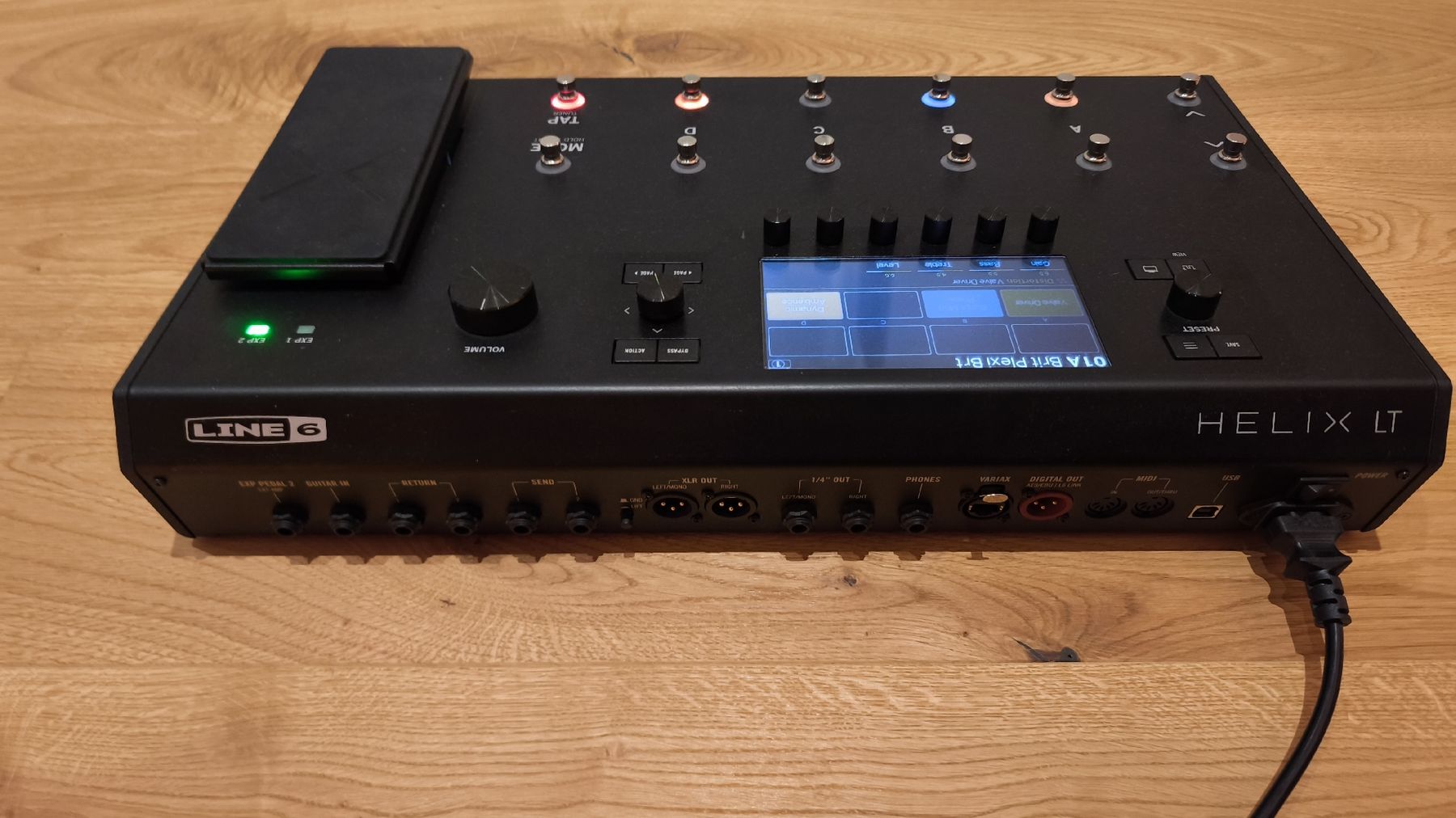 Line 6 Strumenti musicali: Line6 Helix LT inkl. Bag, EXP defekt – Difettoso da Chur venduto da MrConverse 1