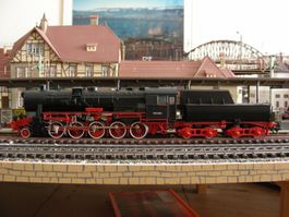 Märklin  Superbe locomotive à vapeur digital
