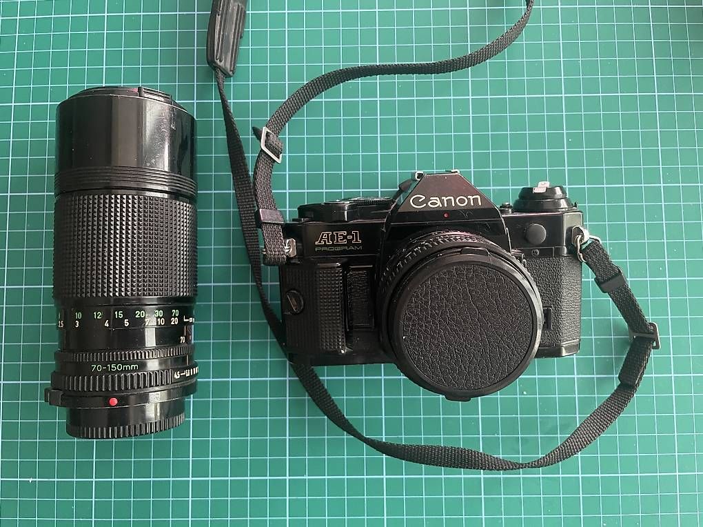 Fotocamera: Canon ae1 programme 50mm+ 70-120mm  – Usato da Châtel-St-Denis venduto da adrili025