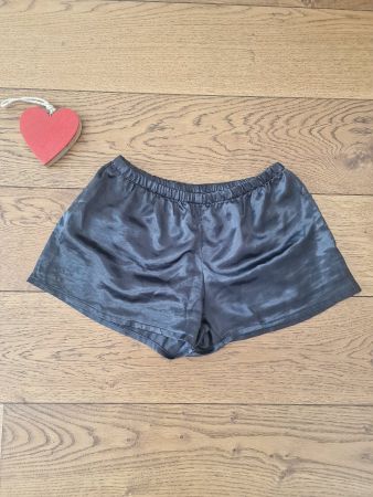 Satin Shorts Schwarz Grösse S neuwertig