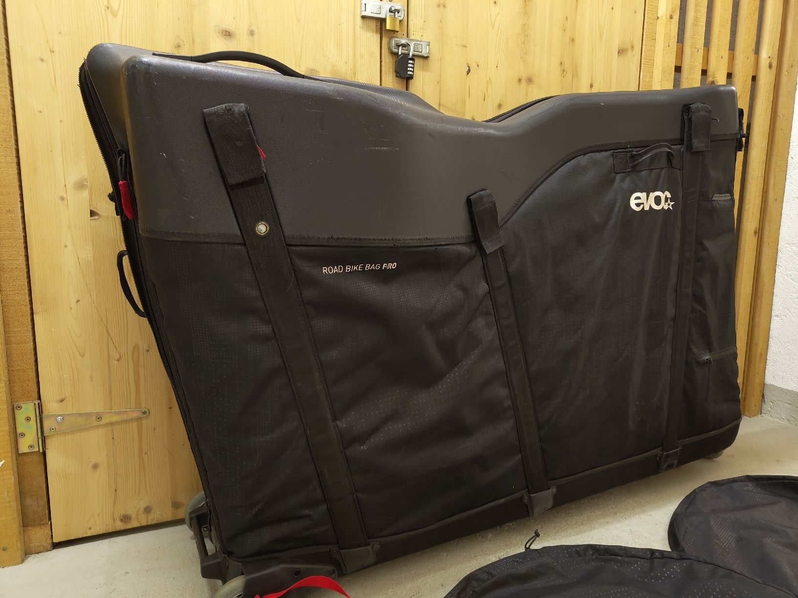 Evoc Valigie: VERMIETE EVOC Bike Bag Pro – Usato da Bern venduto da n.habegger