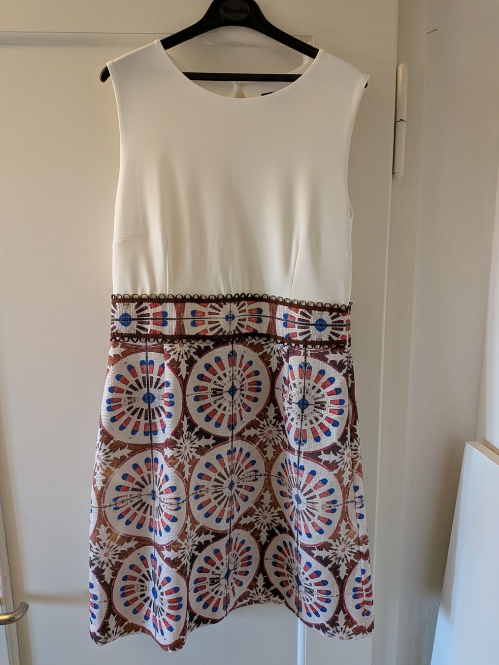 Ana Alcazar Vestiti: Ana Alcazar Kleid Gr. 42 – Usato da Emmen venduto da magelan