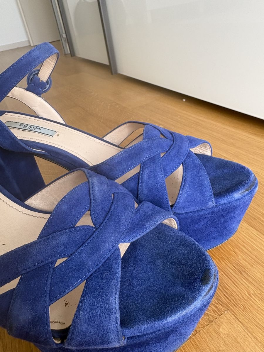 Prada Scarpe da donna: Prada Blue Suede Platform Heels - Size 40,5- Fabulous! – Usato da Zürich venduto da ann_nr5g 3
