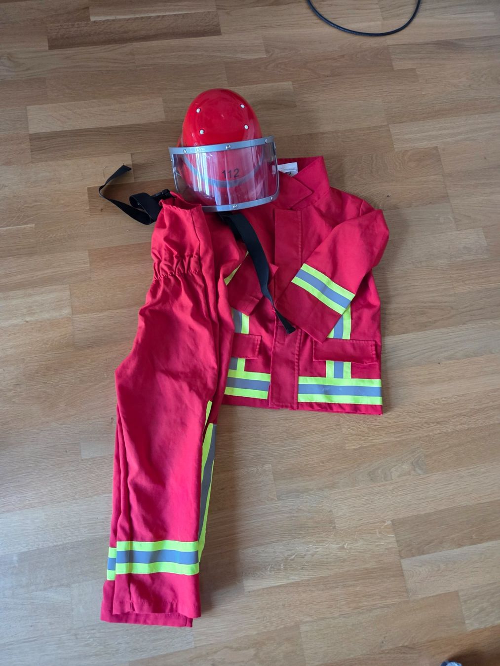 Kostüme: Feuerwehrkostüm – Gebraucht aus Aarau von NET03