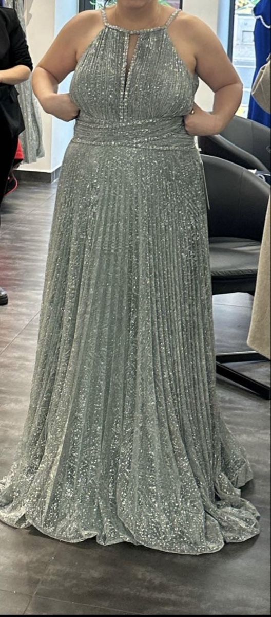 Robes: Abendkleid – Neuf avec emballage d'origine à Niederrohrdorf par sey_s62k 1