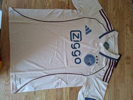 Ajax Trikot Grösse M neu mit Etikett