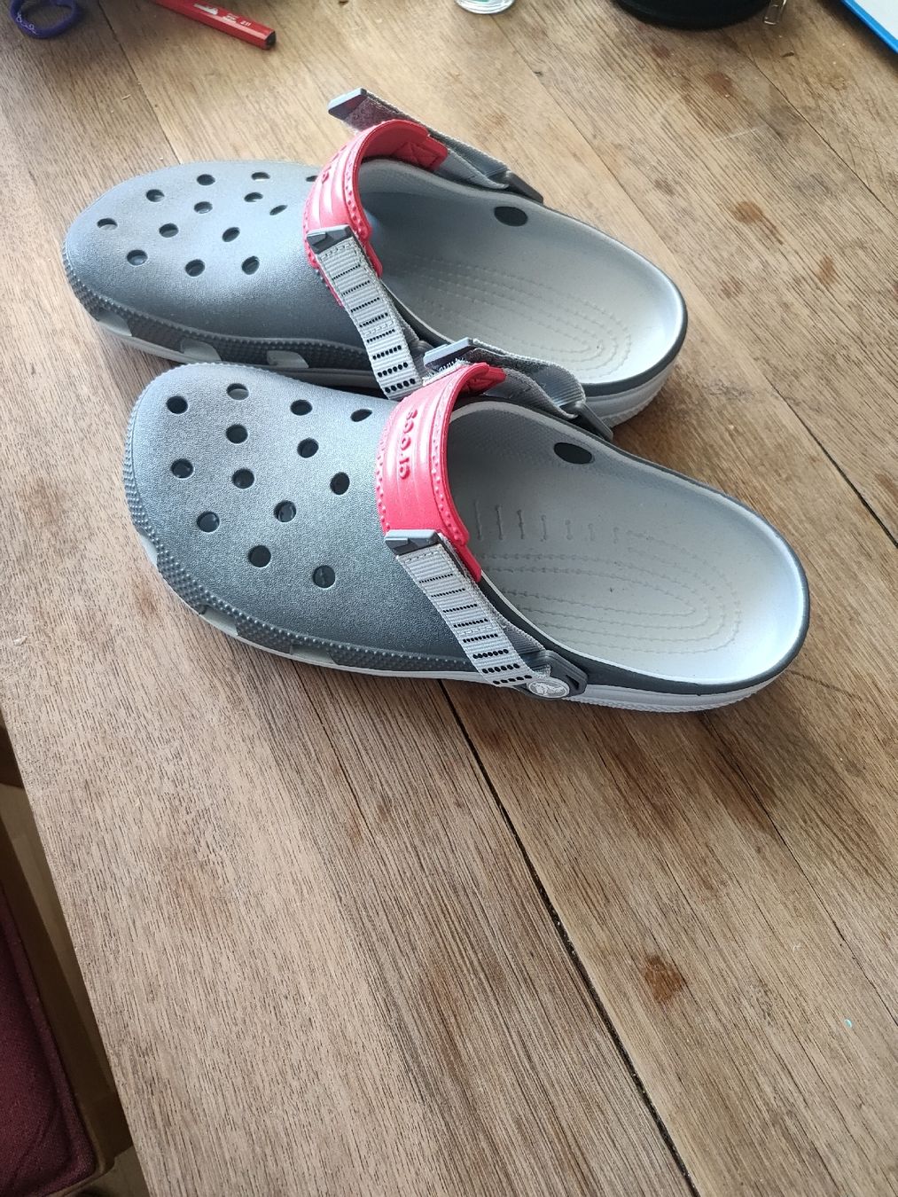 Crocs Scarpe da uomo: 1x CROCS Classic Turbo clogs Slate Grey EU 42-43 – Nuovo (secondo la descrizione) da Benken SG venduto da Mahony2