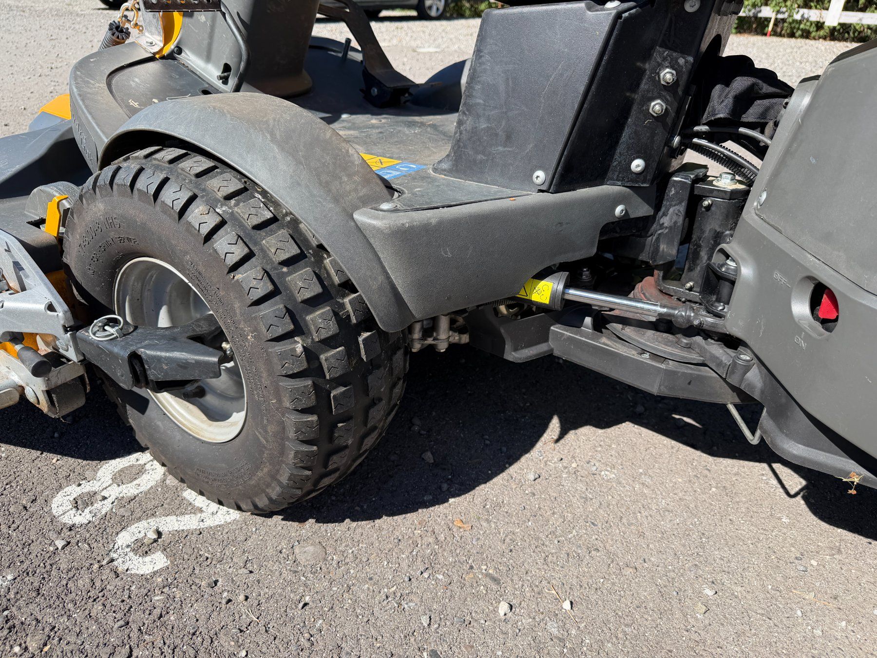 Stiga Tagliaerba: Rasentraktor STIGA Park Pro 740 IOX – Nuovo (secondo la descrizione) da Stettlen venduto da IVECO_BOY 4