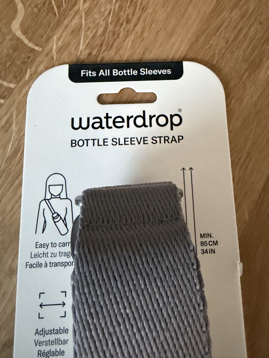Sonstige Kleidung & Accessoires: Waterdrop Bottle Strap (Neu & unbenutzt) – Neu und originalverpackt aus Root von dnhayman
