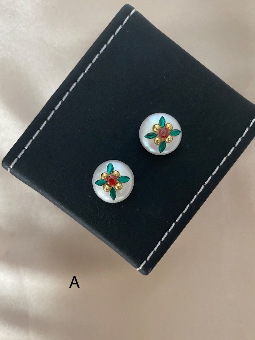 Orecchini pendenti & Orecchini a lobo: 13mm Süsswasserperlen Ohrstecker echte – Nuovo e nell'imballaggio originale da Sarnen venduto da catnini 1