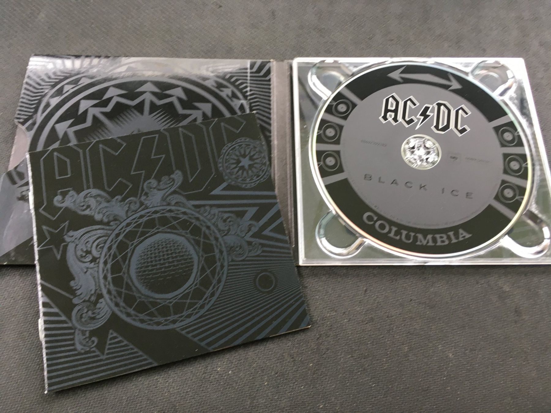 CDs: AC / DC - Black Ice -CD- – D'occasion à St.Gallen par MedienJoe 1