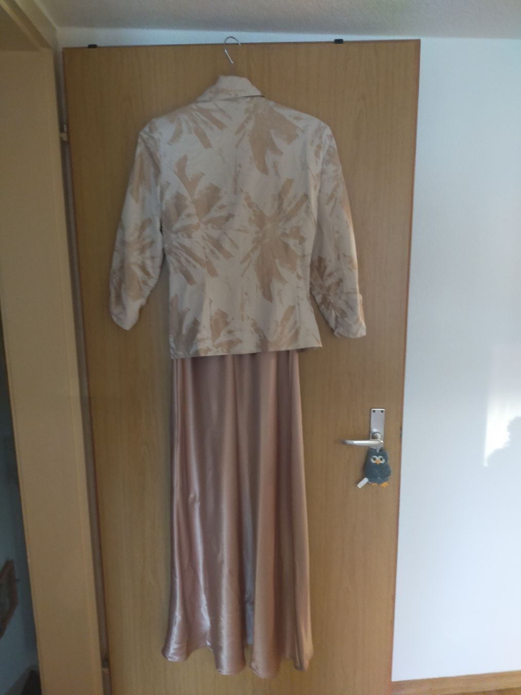 Vestiti: Kleid+Jacke 2teiliges Set Gr.M/L – Usato da Oberhofen TG venduto da tryxta 2