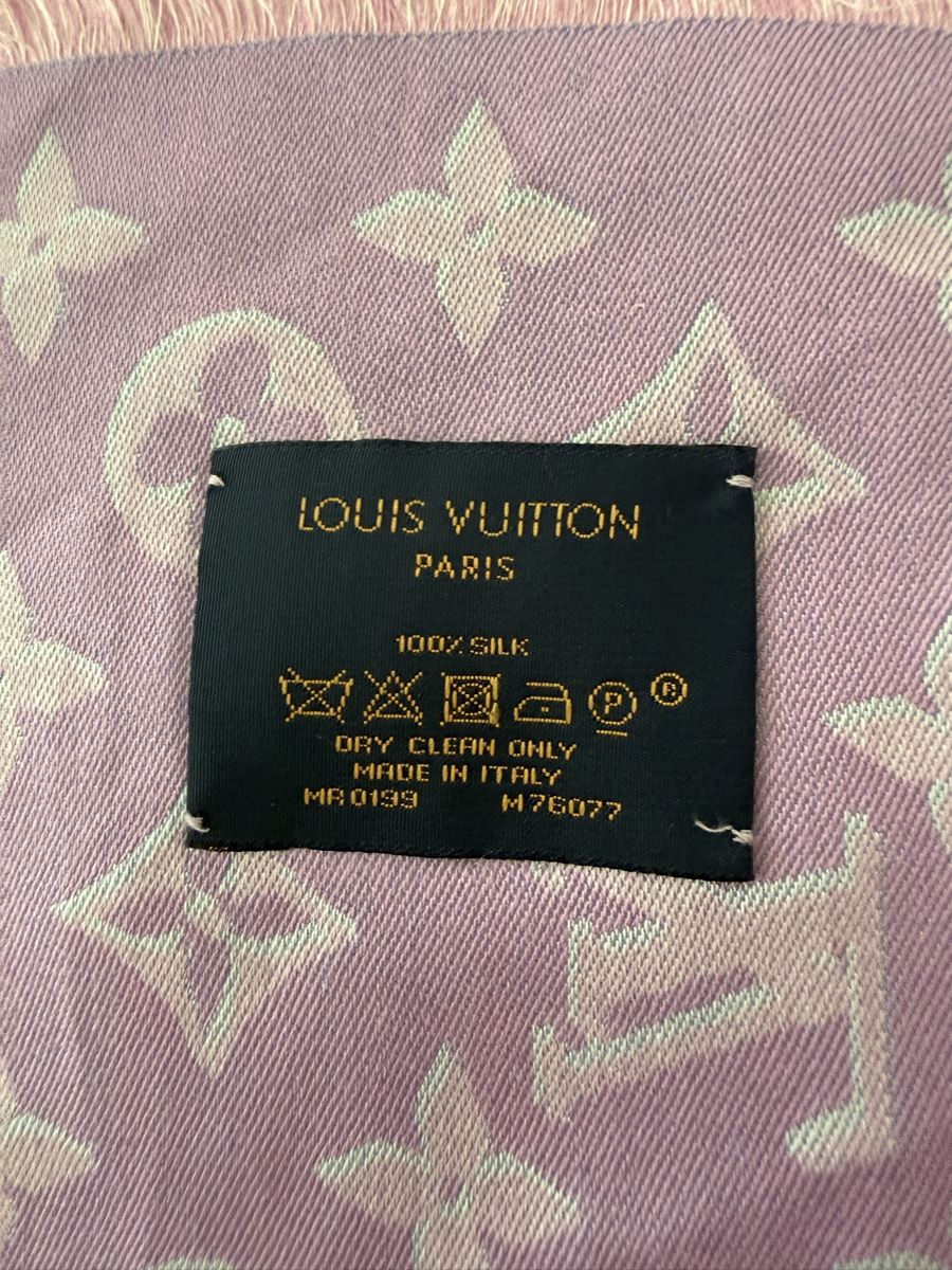 Louis Vuitton Foulards, Tücher & Schals: Louis Vuitton Chale Monogram - Ungetragen – Neu (gemäss Beschreibung) aus Muri b. Bern von jor_9tvf 1