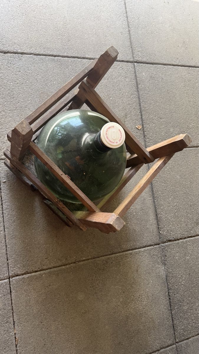 Accessori: 3 Glasballons / Mostflaschen mit Holzgestell – Usato da Bachenbülach venduto da Patrik_01 1