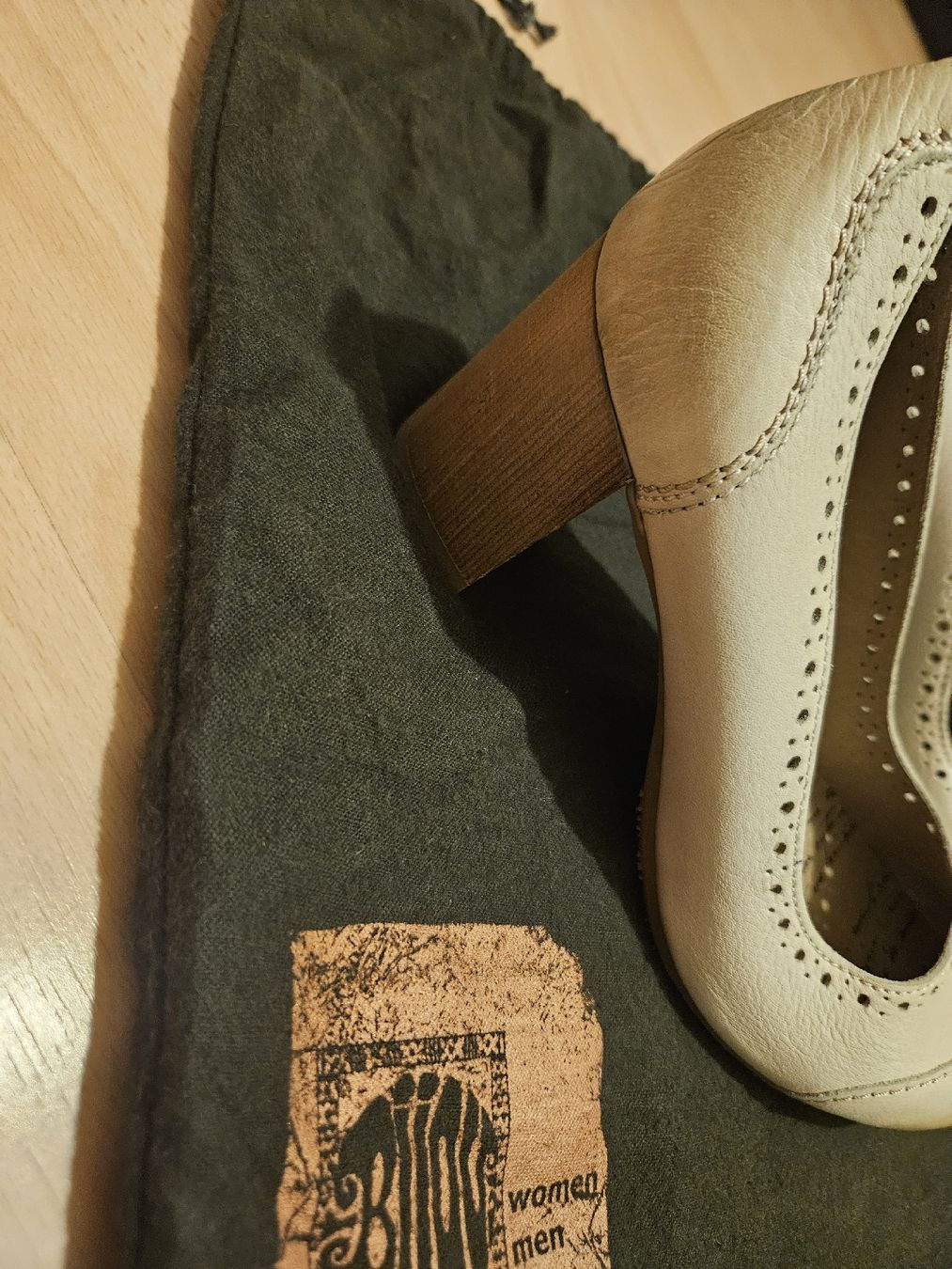 Scarpe da donna: Chaussures Blow blanches à talons hauts T. 40 – Nuovo (secondo la descrizione) da Mühleberg venduto da Eliboub 4