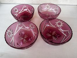 Kristallglas-Schalen 4er Set – rubinrotes Überfangglas