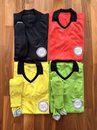Schiedsrichter Trikots Adidas