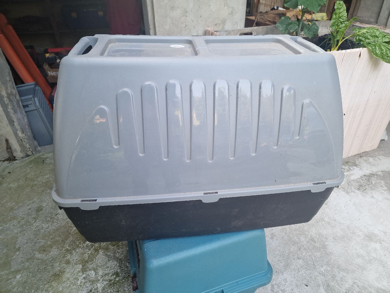 Gabbie, trasporto & Sicurezza: hundebox länge 87cm höhe 61 breite 48 – Usato da Fontannen venduto da est_2999 1