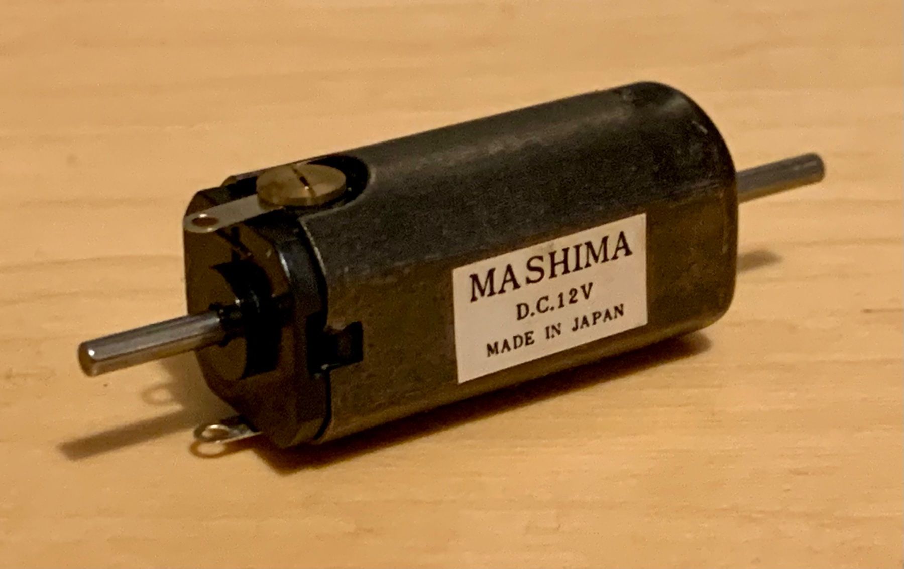 Mashima Motor 12 Volt Metall DC - Made in Japan - 16 x 32mm (Neu und ...