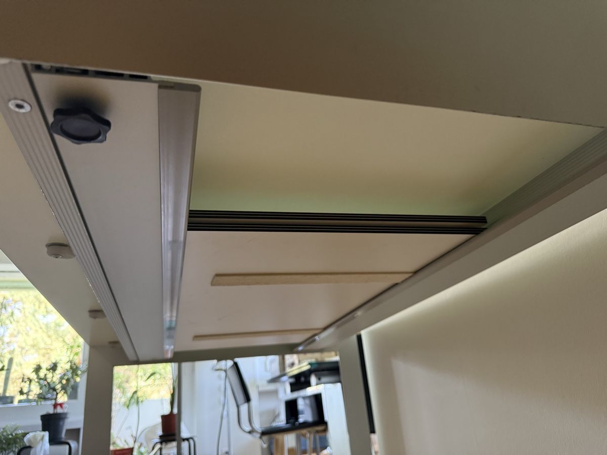 Tavoli: Glastisch mit Erweiterung und Aluminiumgestell – Usato da Zollikerberg venduto da n737_P5 7