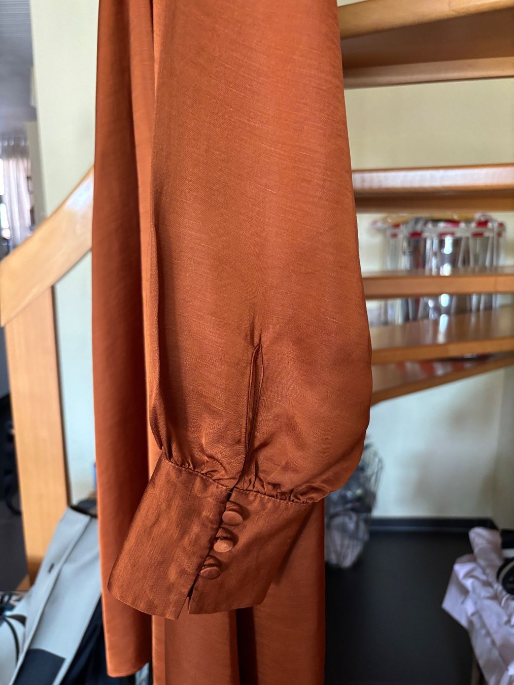 Kleider: ARKET KLEID AUS VISCOSE UND LEINEN – Neu (gemäss Beschreibung) aus Zürich von STYLEHAUS 3