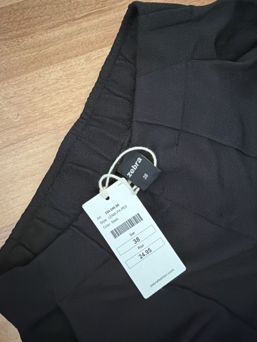 Zebra Hosen: Zebra schwarze hose – Neu und originalverpackt aus Arbon von lea_h6r7 2