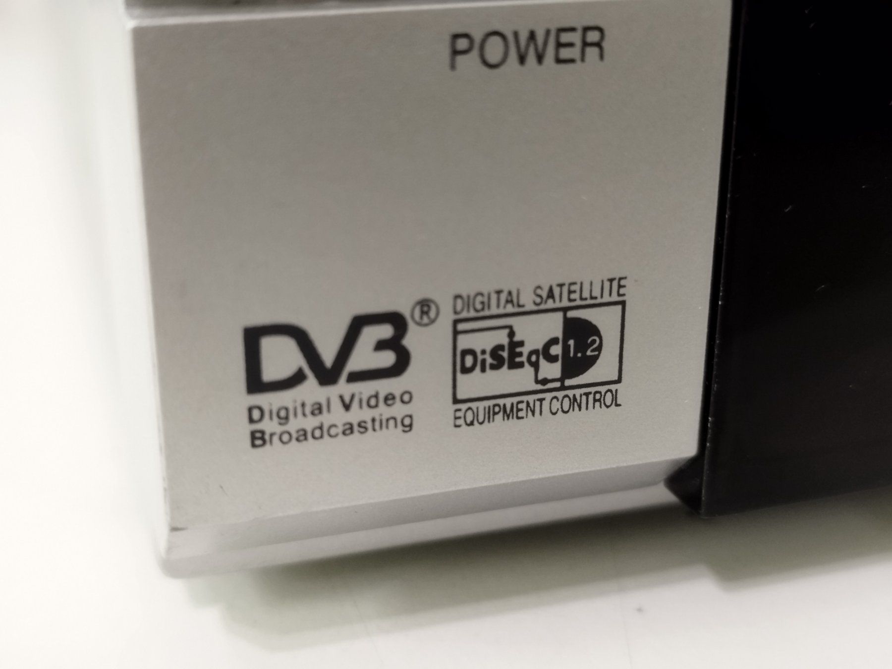 Ricevitori: Digital Satellite Receiver with common Interface "FERGUSON" – Usato da Uster venduto da NEVERLASTTRADING 2