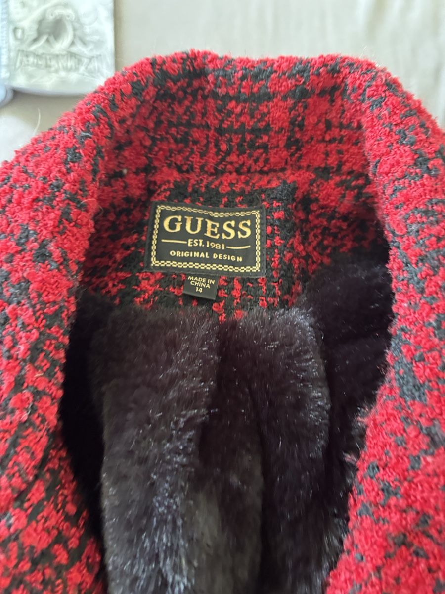 Guess Giacche & Cappotti: Guess girl winter jacket – Usato da Au ZH venduto da manuelchiatello 1