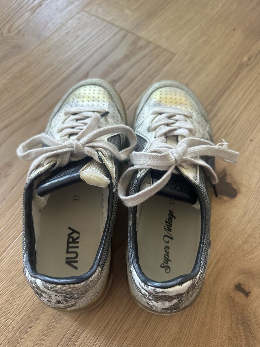Scarpe da donna: Autry Sneakers Vintage Style – Usato da Wädenswil venduto da Anina.kastner 1