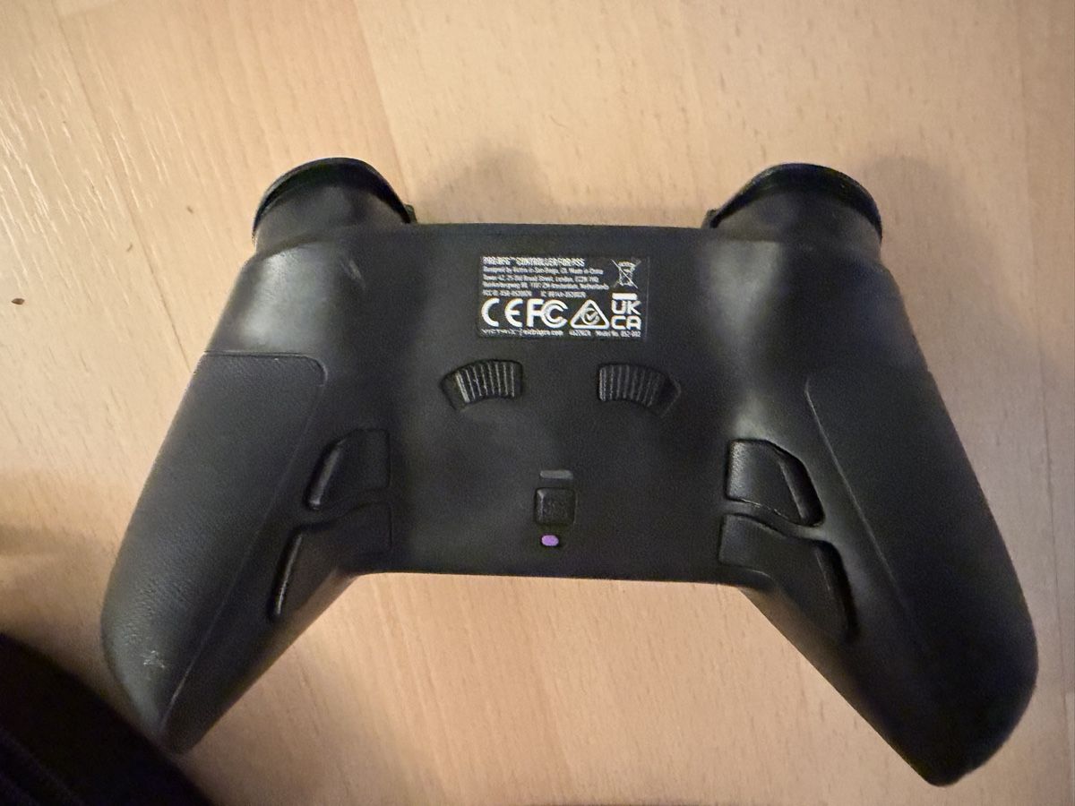 Controller: Controller PRO BFG  fur  PS5 – Nuovo (secondo la descrizione) da Uznach venduto da enrico06 3